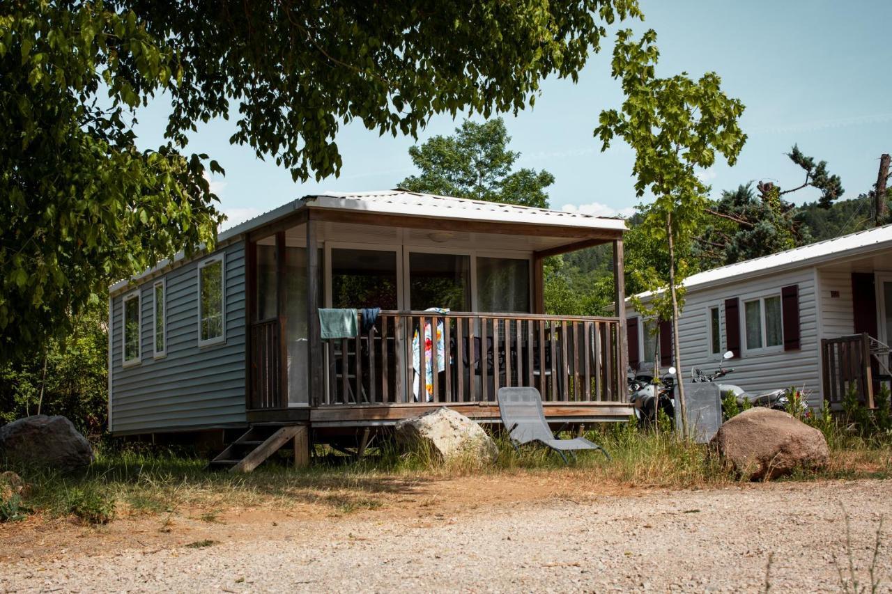 Camping le Pré Morjal Ispagnac Bagian luar foto