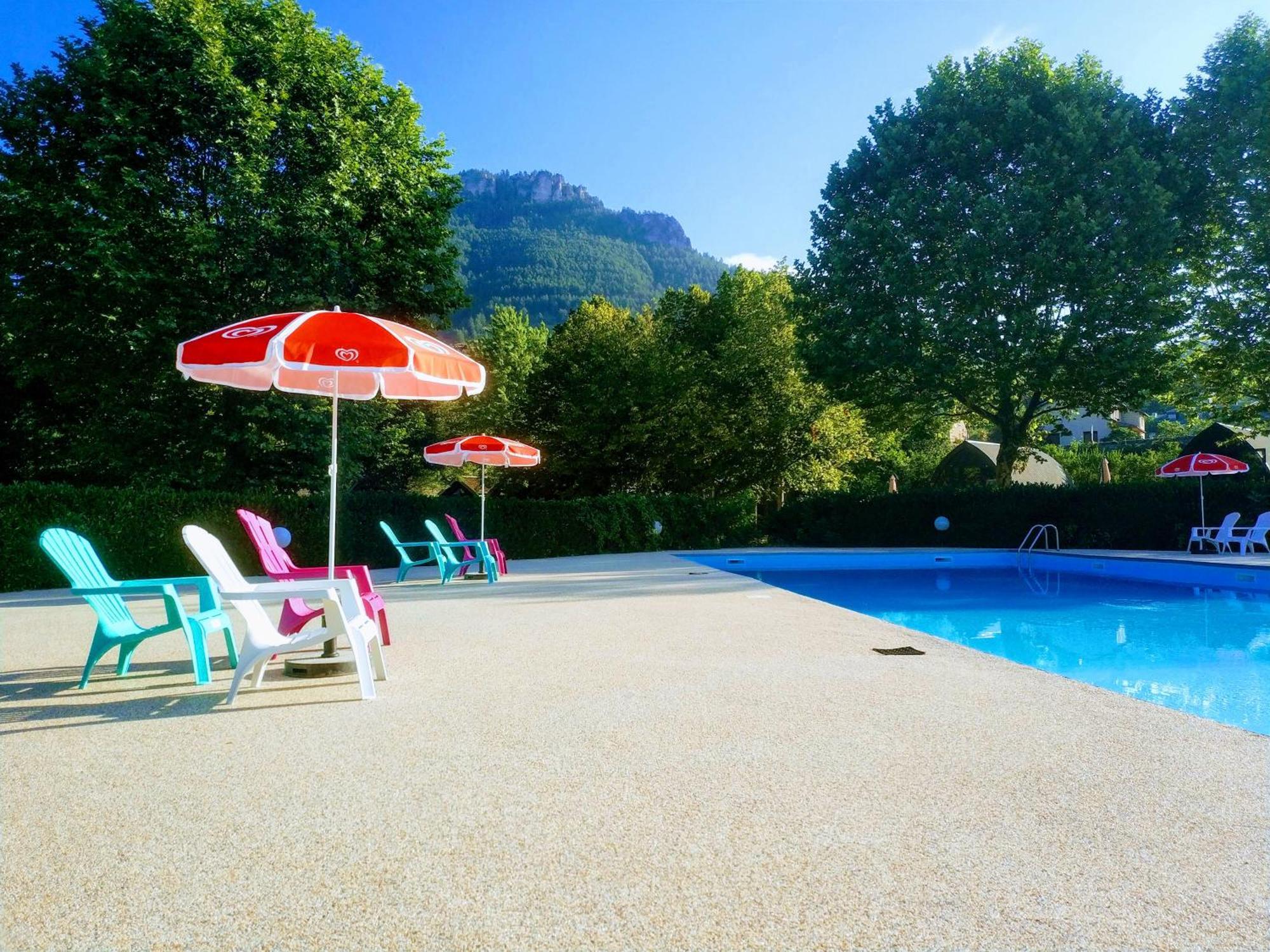 Camping le Pré Morjal Ispagnac Bagian luar foto
